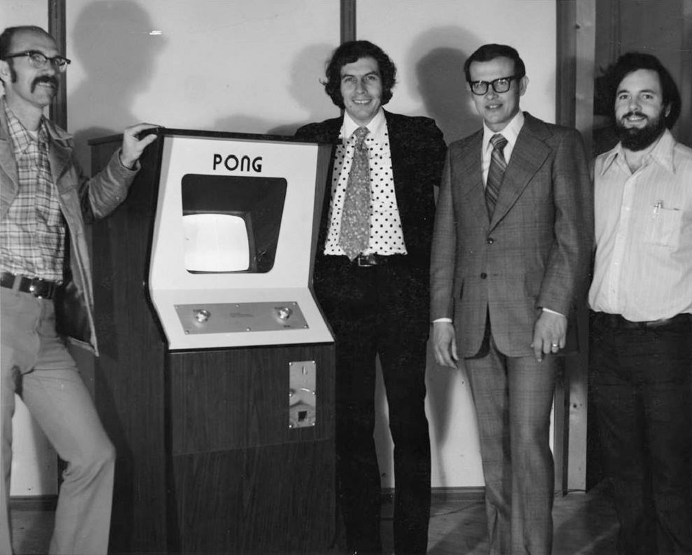 Работа, кутеж и море безумия: история взлета Atari (18+)