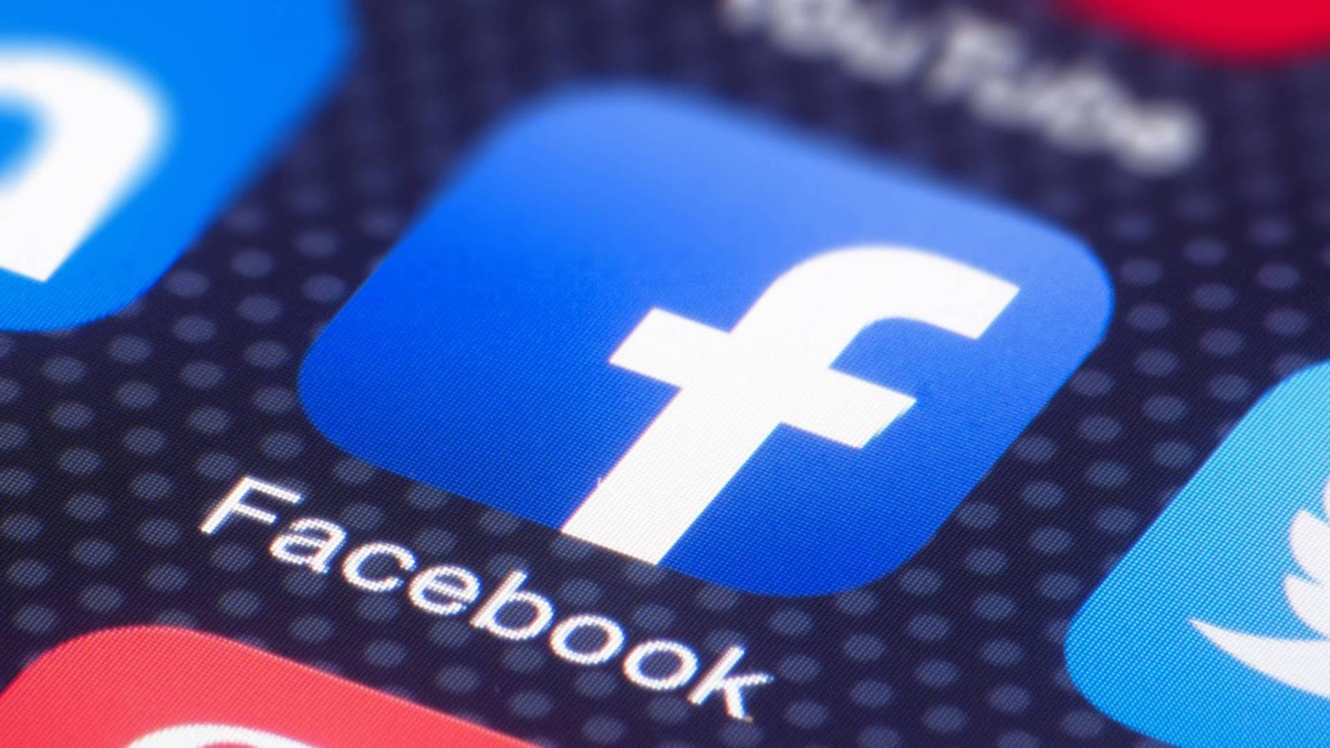 Совфед предложил штрафовать Facebook и YouTube за блокировку пользователей