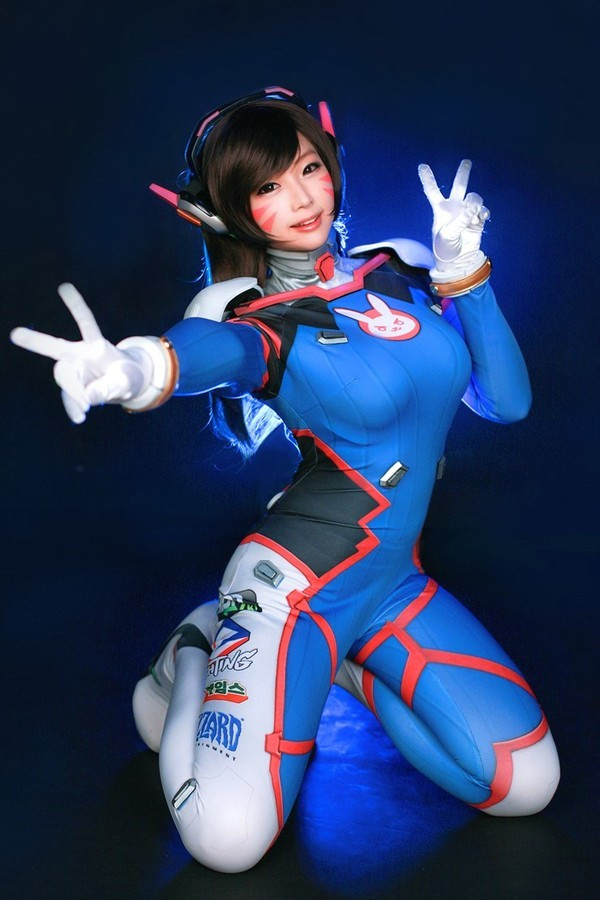 Dva overwatch cosplay